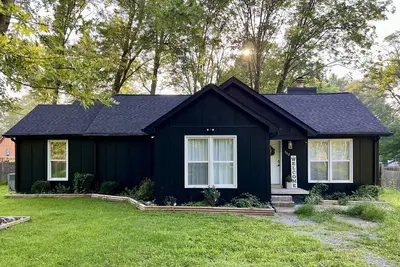 Image de Cozy Modern 4br Ranch Style House- Close to Austin Peay, Downtown, Fort Campbell