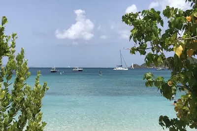 Image de New! Maho Bay Beach Villa St. John Usvi\nLESS Than A 30 Second Walk To The Beach.