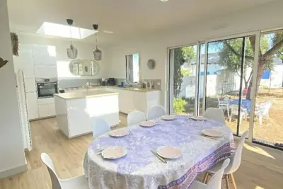 Image de Maison+maisonnette+jardin+cabine sur la plage