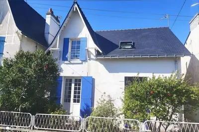 Image de Maison familiale entièrement rénovée proche plage, jardin et cabine sur la plage