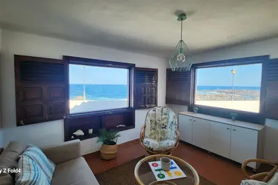Image de Villa Salada on the Ocean Shore