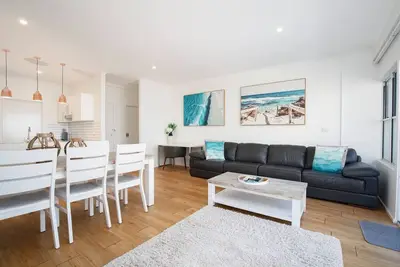 Image de Sandy Shores A Spacious Newcastle Beach Escape