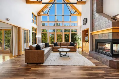 Image de Lakewood Lodge: Secluded Home on 5 Acres Near Sb