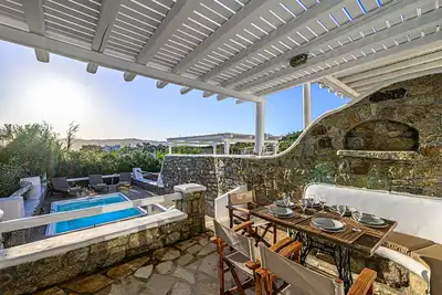9 Muses Villa Calliope, 3 Br, private plunge pool!