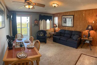 Image de Ml 342: Ballhooter views from this delightful, bike-in/out 1br!