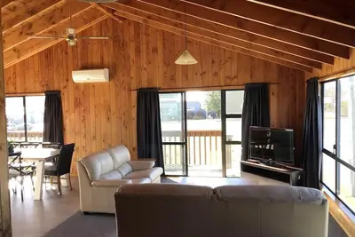 Image de 3 Bedroom Mountain View Apartment