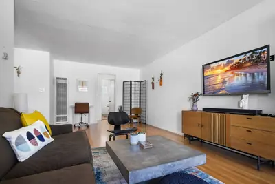 Image de Oceanside Hermosa, 1 Minute Walk to the Beach, Parking, Kitchen, Ac, Fit 4 Guest