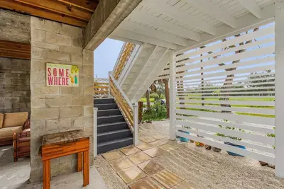 Image de 2\/1 in St. James City, Fenced in Yard, Bring Your Pup! Water Access!