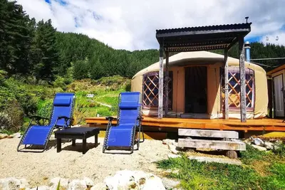 Image de Yurt at Petal Creek Farm