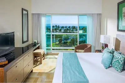 Image de \"Escape to Paradise: Discover the Ultimate Mexico Experience at this Oasis! \"