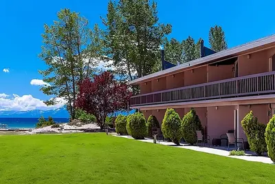 Image de Lake Tahoe/ Studio w/Kitchenette, Outdoor Pool, Beach, Free Parking!