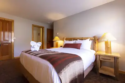 Image de Best Value, Quality Stay! Full Kitchen, Outdoor Spa Tub, Free Parking!