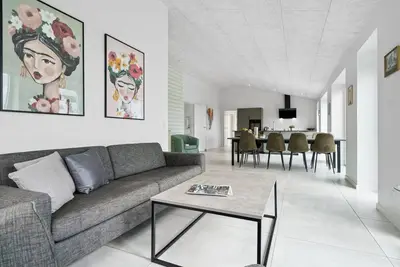 Image de \"Landuin\" - 30km from the sea by Interhome