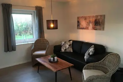 Image de Ferienhaus für 5 Gäste mit 90m² in Esgrus