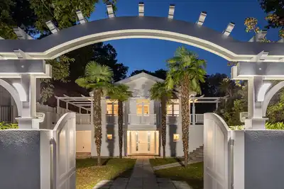 Image de Villa d'exception au milieu des pins