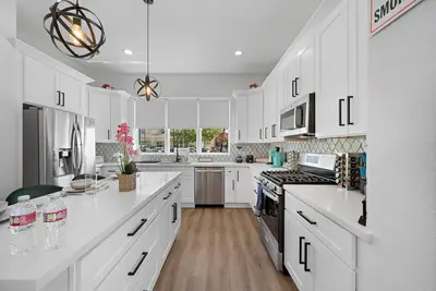 Image de Near Dt & Med Center | Parking | WiFi | Bbq Yard