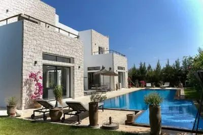 Image de Villa à Essaouira, personnel inclus, piscine 28°