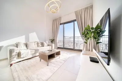 Image de Immaculate 1br at Una Town Square Dubailand by Deluxe Holiday Homes