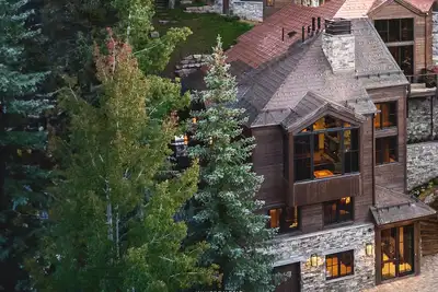 Image de Cozy Vail Residence by InvitedHome | Patio, Bike, Hike, Lionshead, Vail Village