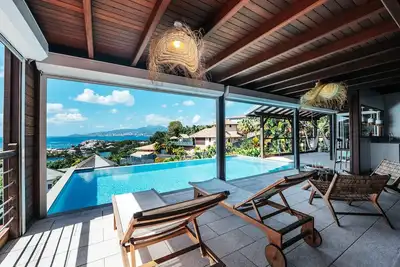 Image de Les Bougainvilliers Duplex 8 pers, piscine, vue