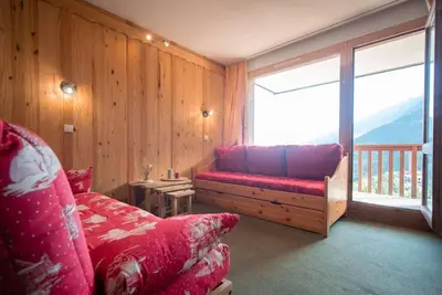 Image de Pied des pistes de ski, 2ème étage, vue vallée, balcon, télévision, casier à ski, 30m², Valmorel
