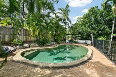 Image de Tropical Cove at Trinity Beach with Lagoon Pool