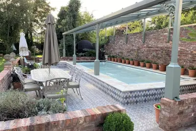 Image de Lyndhurst - Victorian villa with heated pool