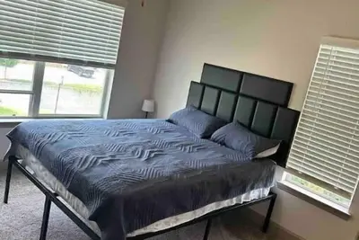 Image de Beautifully Lit Luxury 1 Br