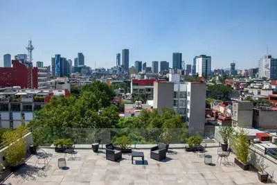 Image de Mid-Century's Morning Embrace: Revel in 'Nowness' Amidst Roma's Radiance. \n