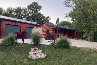 Image de Cozy Log Home