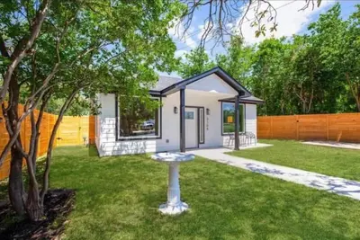 Image de Home in the heart of East Austin