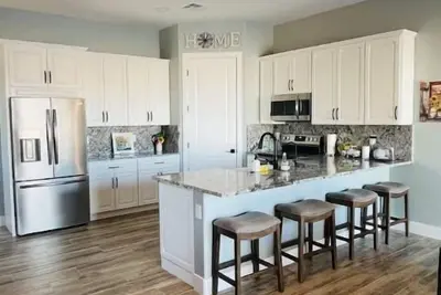 Image de New Phoenix Guesthouse with a Pickleball Court