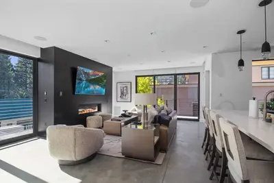 Image de Modern Luxury Living in Downtown Ketchum