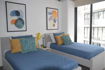 Image de Cozy Stays Cayala Apartments with Ac near Us Embassy