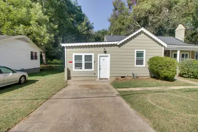 Image de Shelby Vacation Rental: Close to Parks & Trails!