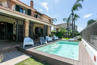 Image de Superbe maison à Brucoli avec jacuzzi