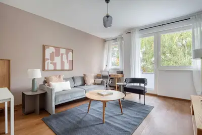 Image de Luxe Kreuzberg 1br, nr Landwehrkanal, by Blueground