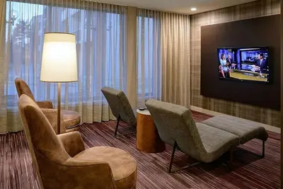 Image de Memorable Stay! Free Parking, Pool, Short Drive To Harry S. Truman Farm Home!