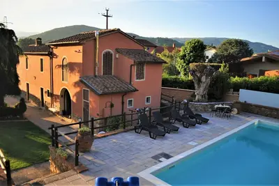 Image de Maison de vacances \"Bella Toscana Relax - Ulivo\" avec vue sur la montagne et piscine partagée