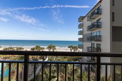 Image de Beautiful Warm Oceanfront Suite 5th Floor