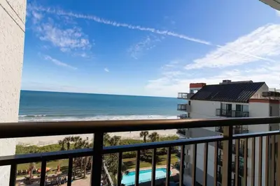 Image de Magnificent Oceanfront Suite 6th Floor