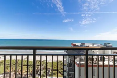 Image de Exquisite Oceanfront Suite 9th Floor