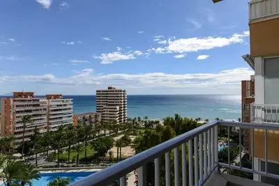 Image de Appartement au 9ème étage avec un rêve vue mer!
