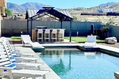 Image de Dark Sky Select:6bd/4ba Pool-Spa-Massive Arcade-Golf-Terrace