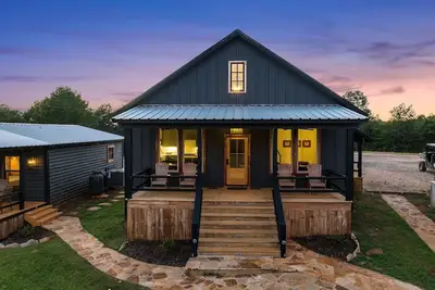 Image de The Hendo - Cabin #3 - Ultimate Getaway