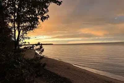 Image de 4 Seasons Superior Beach House