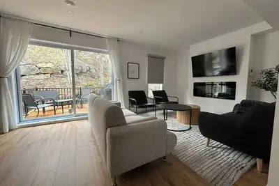 Image de 5 Star Mountainside Retreat - ski in/ski out\n