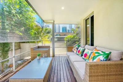 Image de The Riverside Retreat Stroll to Cavill Avenue