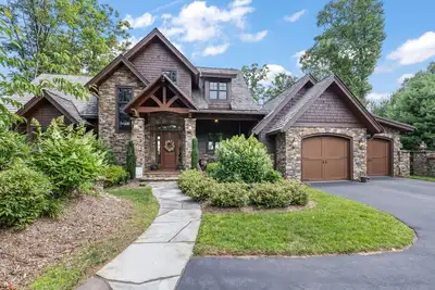 Image de Sweet Autumn at Blue Ridge Mountain Club: Luxury, Views, Walk to Watson Gap Amenities!