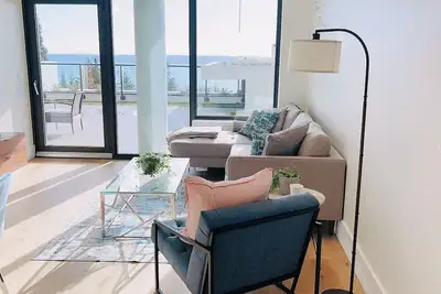 Image de amazing Ocean view, Two bed room new luxury Condo West Van